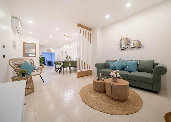 Wink Patong Beach 4Beds Sleep 8