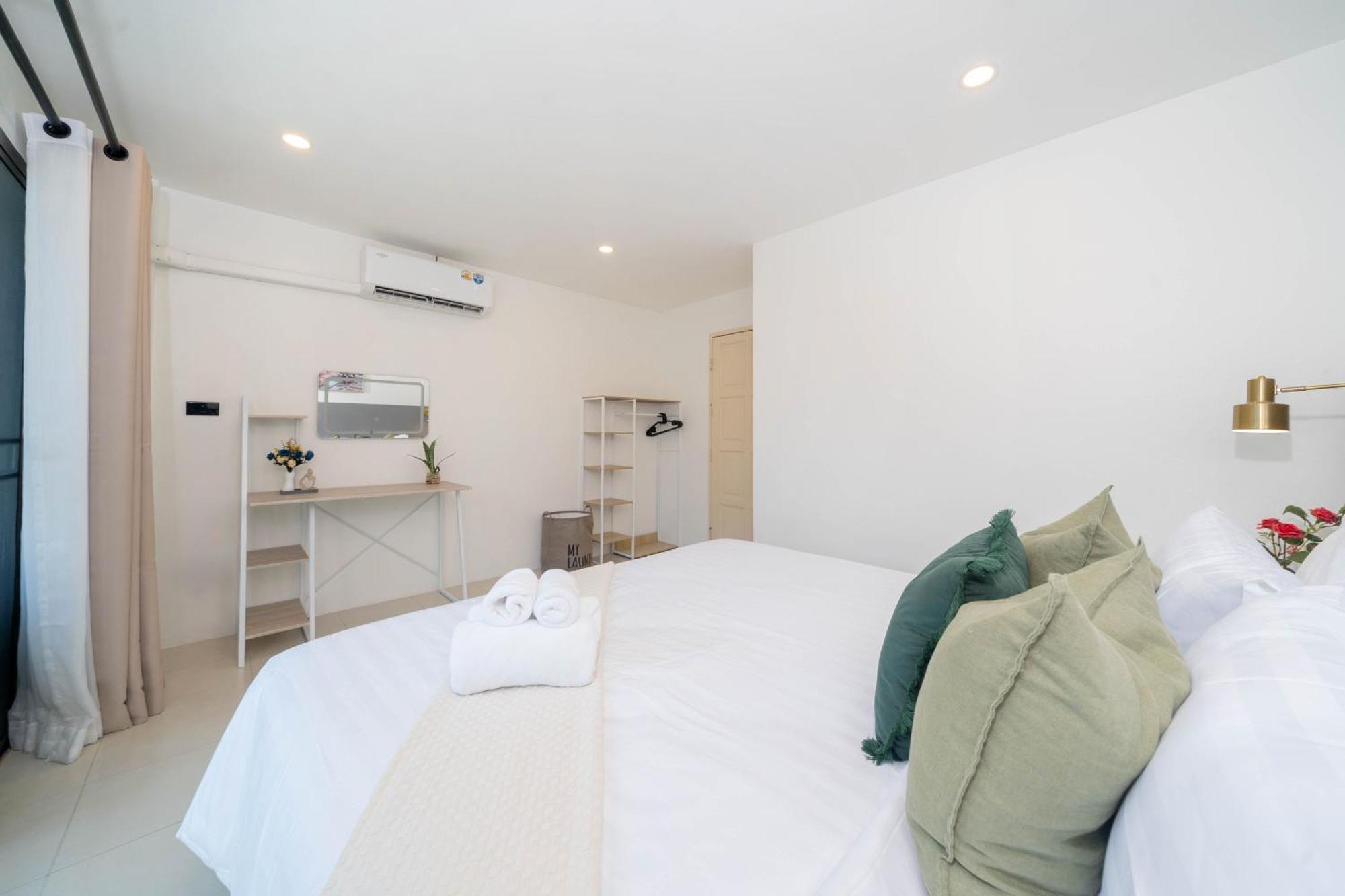 Wink 4beds Sleep 8 Holiday home Patong